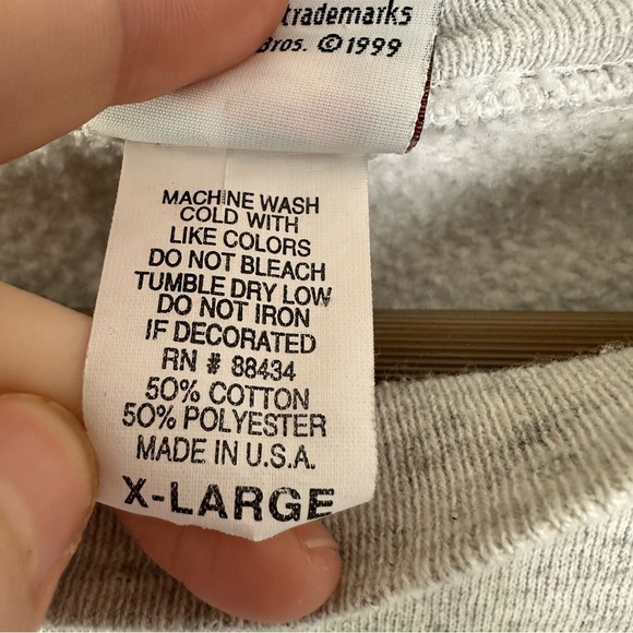 Vintage 90s Tweety Bird Sweater XL - Picture 5 of 5